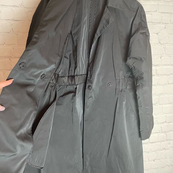 Theory Black Rain Jacket/Coat Size Large - Picture 6 of 10